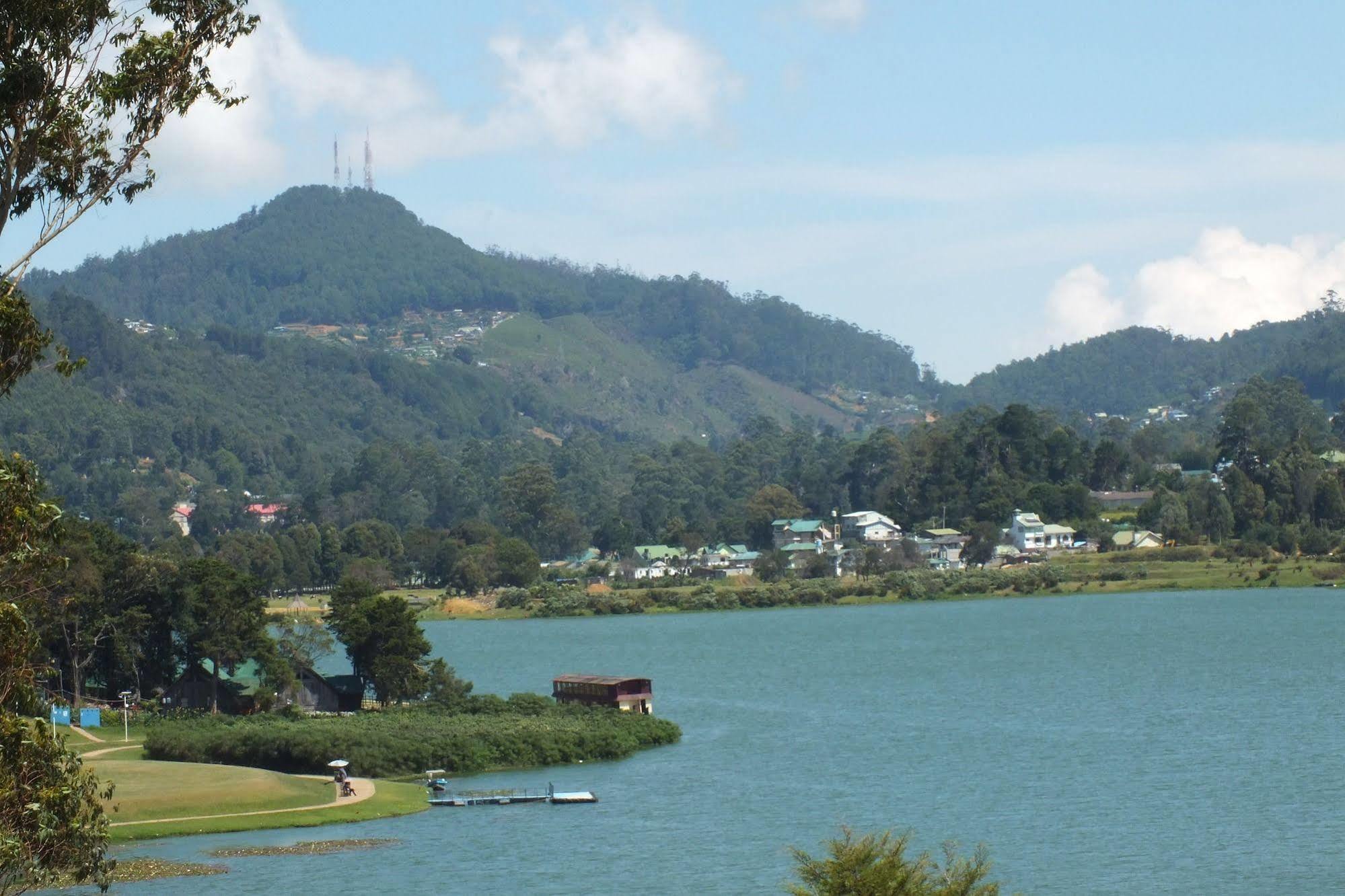 Lake View Holiday Resort ヌワラ・エリヤ エクステリア 写真